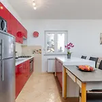 Apartment Vera Pula